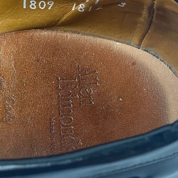 Allen Edmonds Cody Tassel Loafers Black Woven Leather Men  display picture 1
